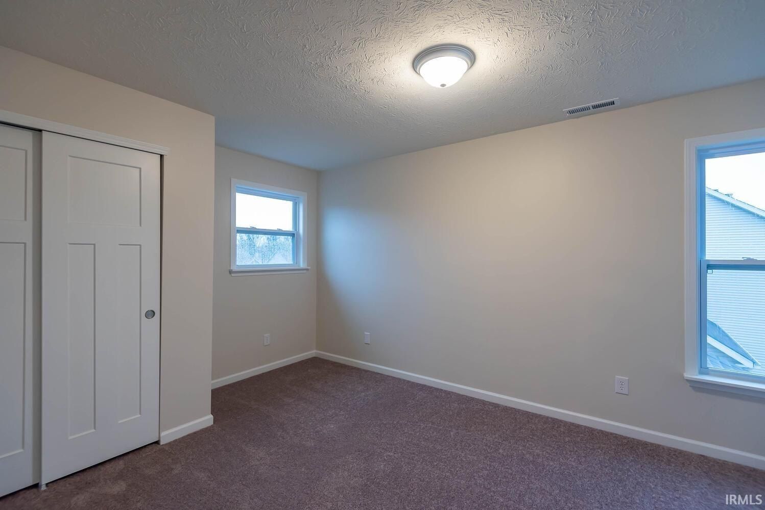1018 E Rachel Way. Ellettsville, IN 47429