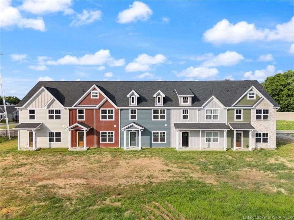 109 Nighthawk Place. New Albany, IN 47150