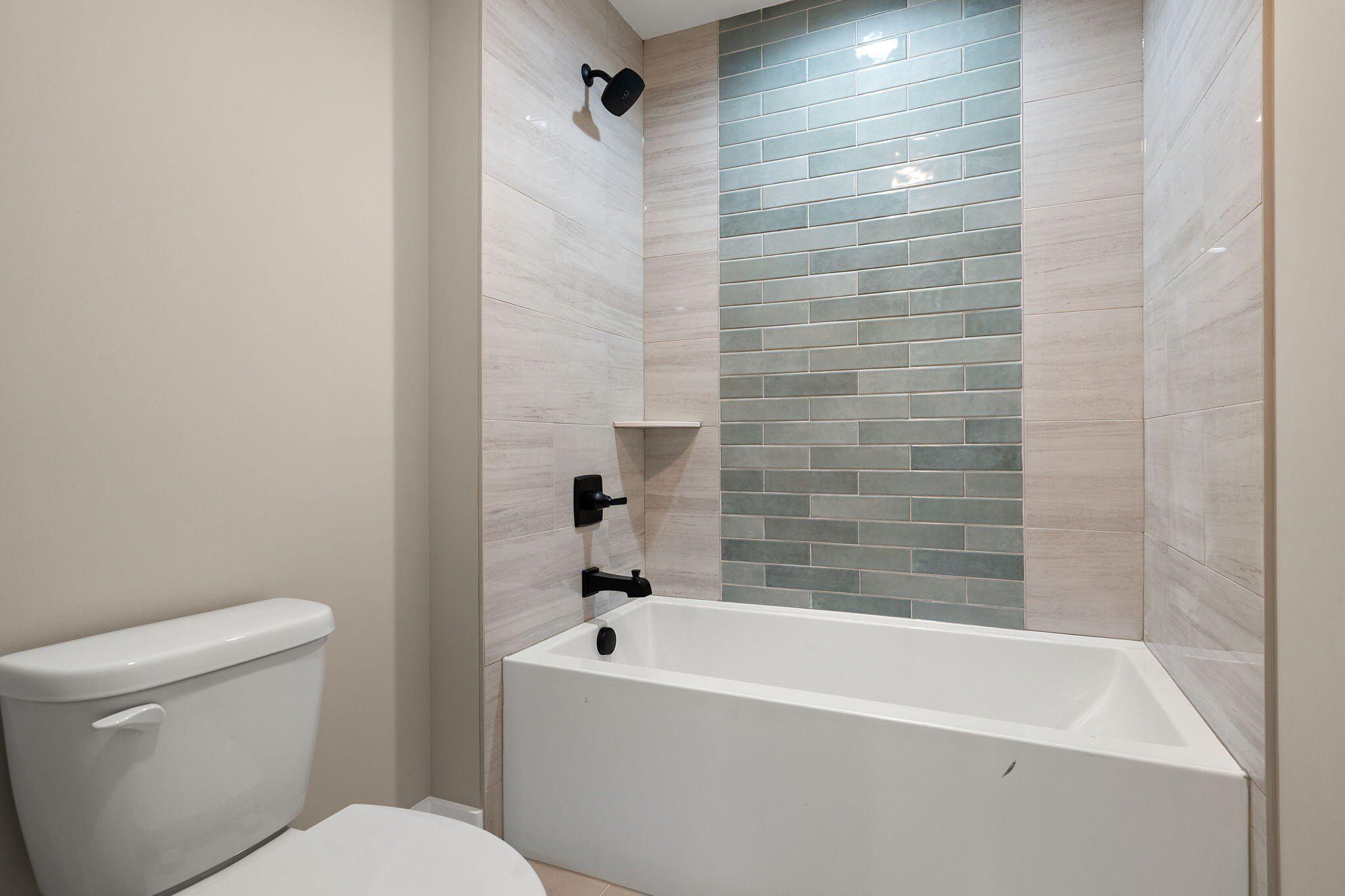 10059 Lilac Cove. Saint John, IN 46373