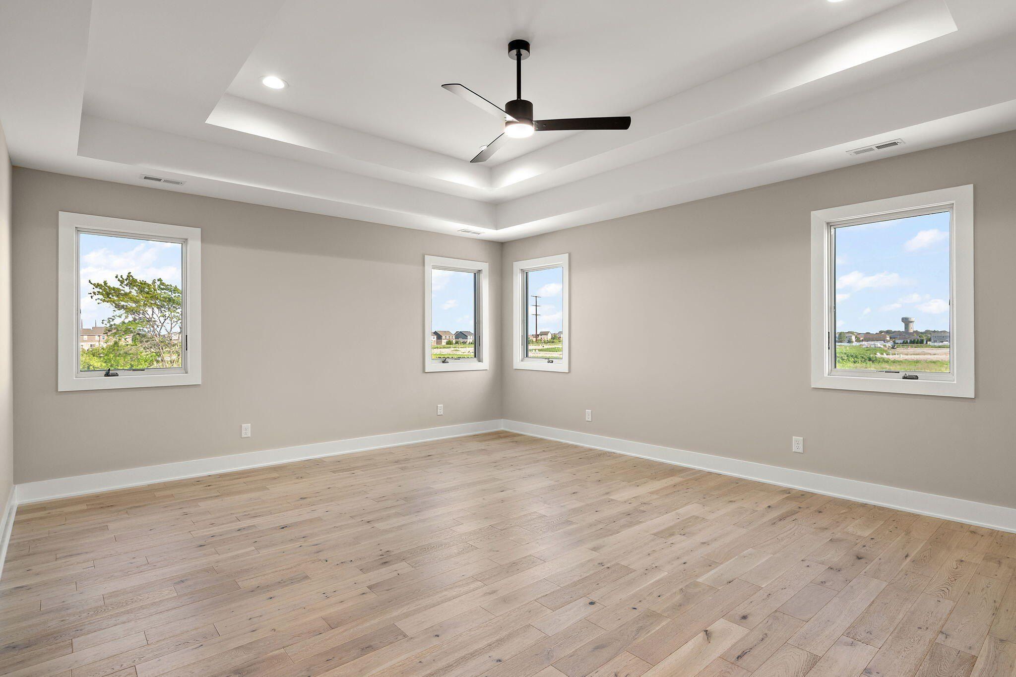10059 Lilac Cove. Saint John, IN 46373