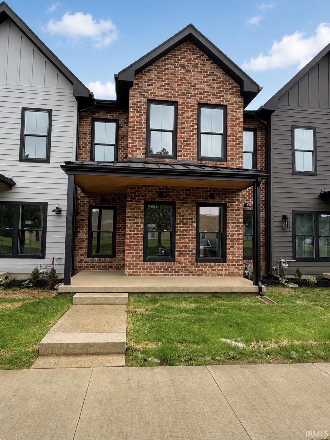 712 N Walnut Street. Muncie, IN 47305