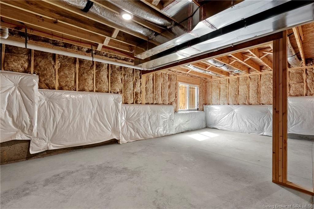 422 Pine Drive Circle. Henryville, IN 47126