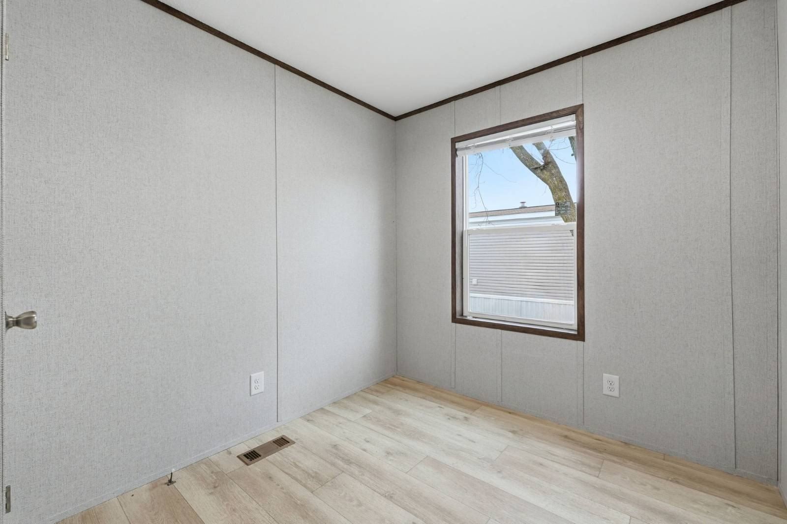4497 W200 N. Huntington, IN 46750