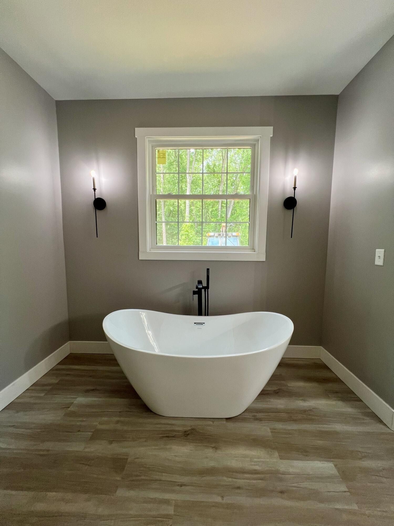 1247 S Roosevelt Road. Knox, IN 46534