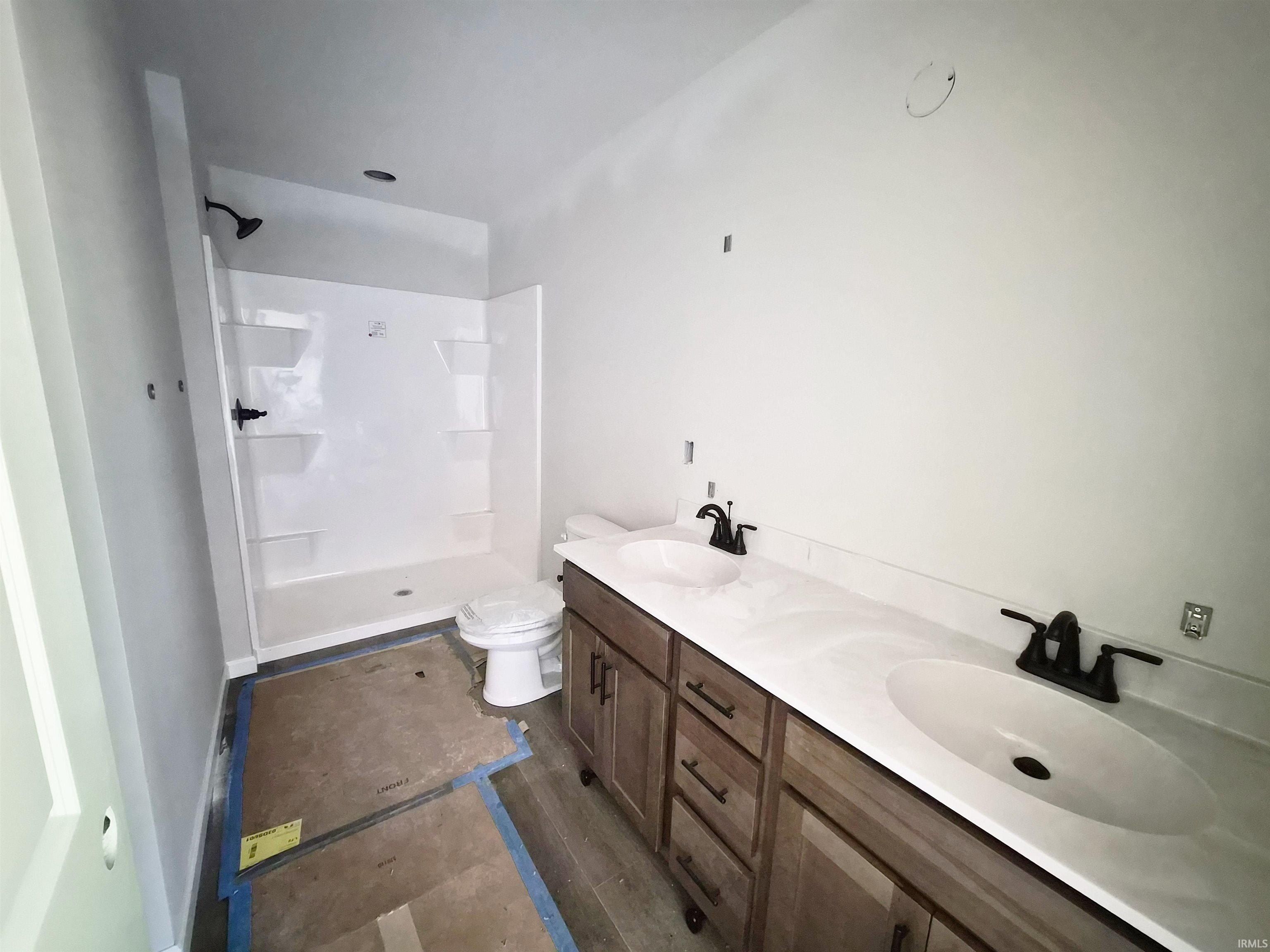 425 N Eastfield Circle. Goshen, IN 46526