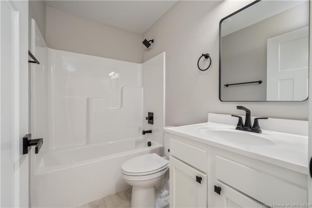 1753 Mcdonald Lane. New Albany, IN 47150