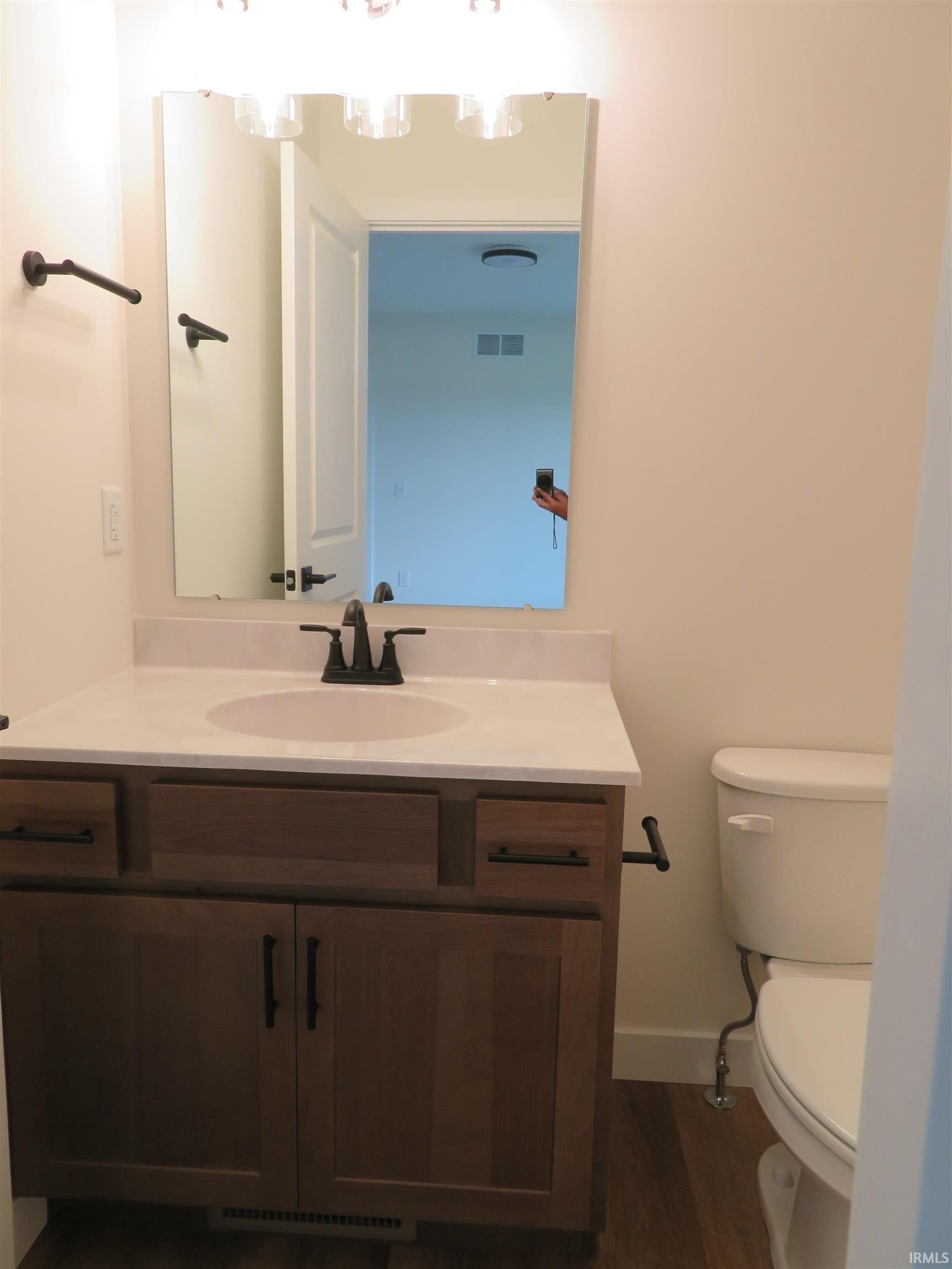 18527 Nankeen Court. New Paris, IN 46553