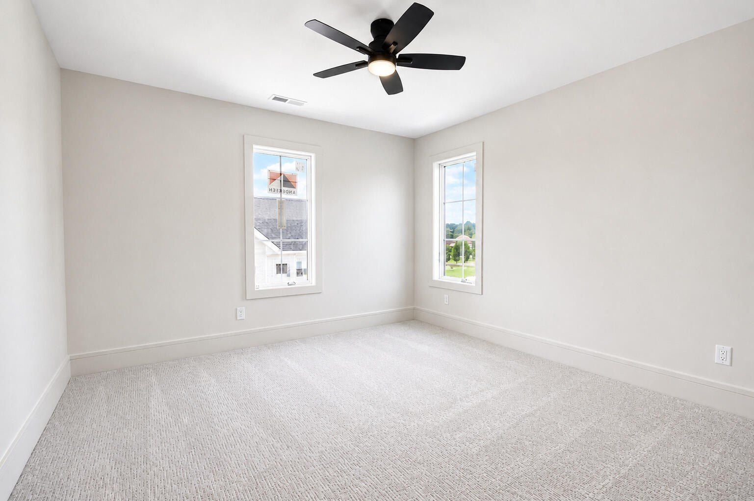 13063 Spirea Avenue. Saint John, IN 46373