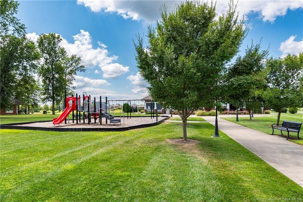 1841 Augusta Boulevard Lot 302. Henryville, IN 47126
