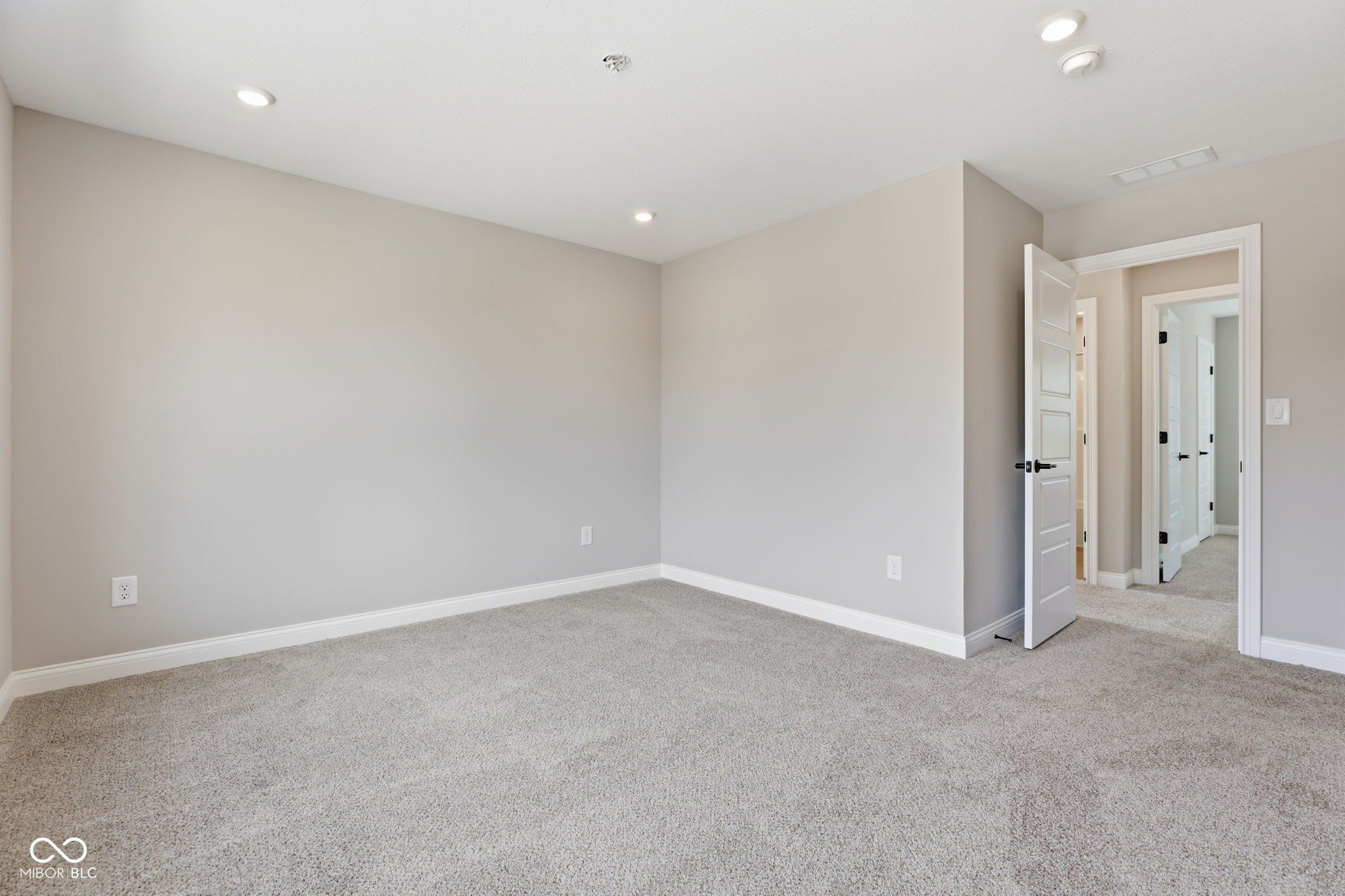 71 Steeples Boulevard. Indianapolis, IN 46222