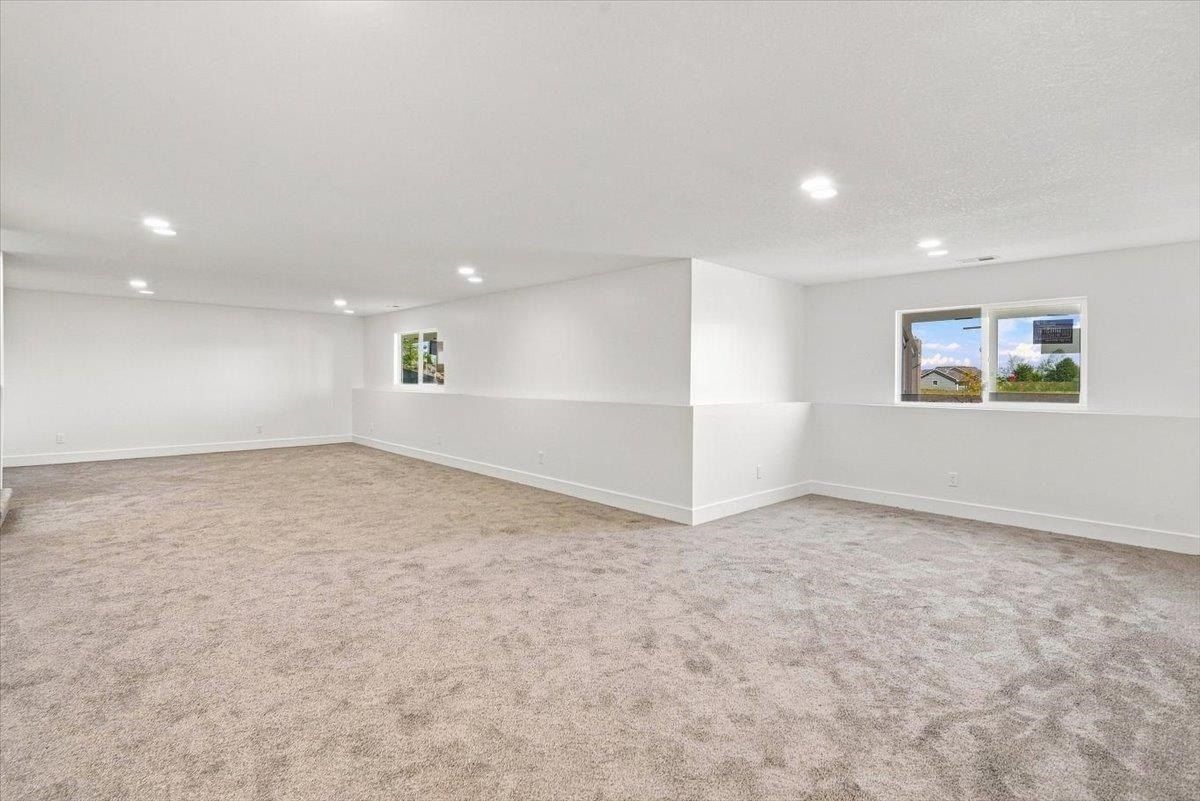 2904 E Sunnyslope St. Park City, KS 67219
