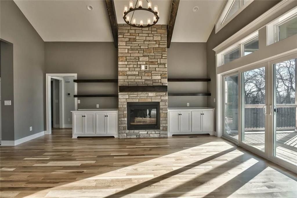20051 W 226Th Terrace. Spring Hill, KS 66083