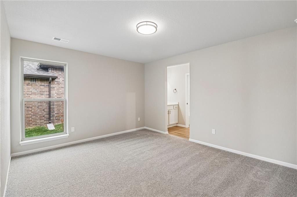 8523 Pickering Street. Lenexa, KS 66227