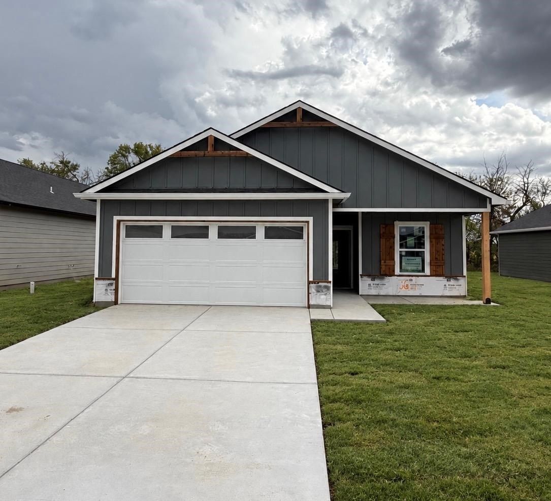 3611 E Bearsden St. Derby, KS 67037