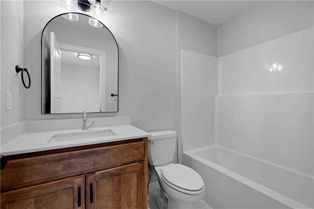 18425 W 195 Street W. Spring Hill, KS 66083