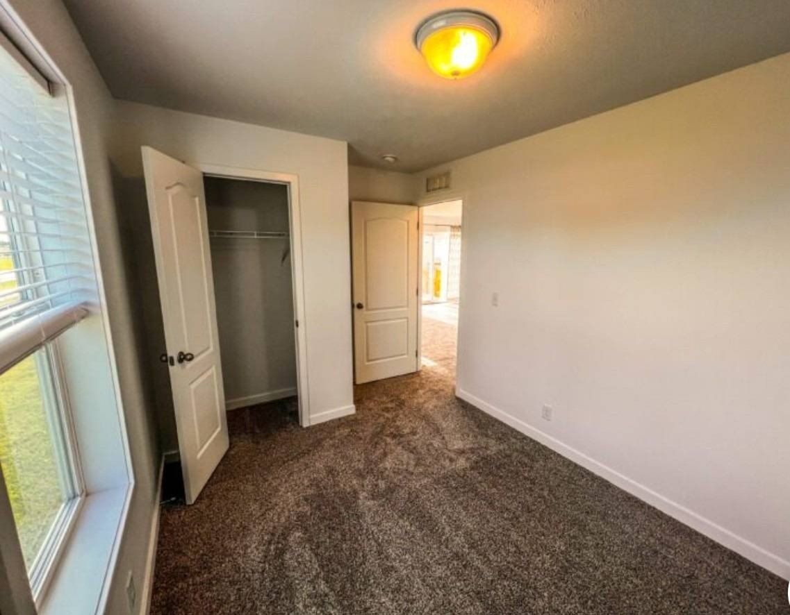 1090 E Park Street. Gardner, KS 66030