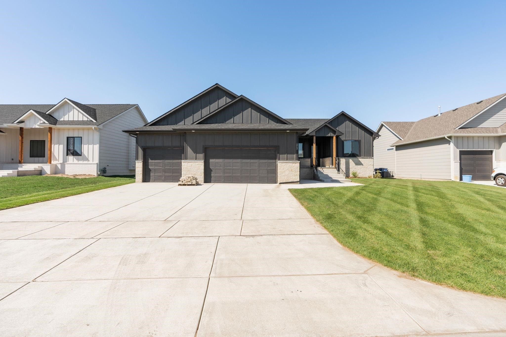 4953 Emerald Ct. Maize, KS 67101