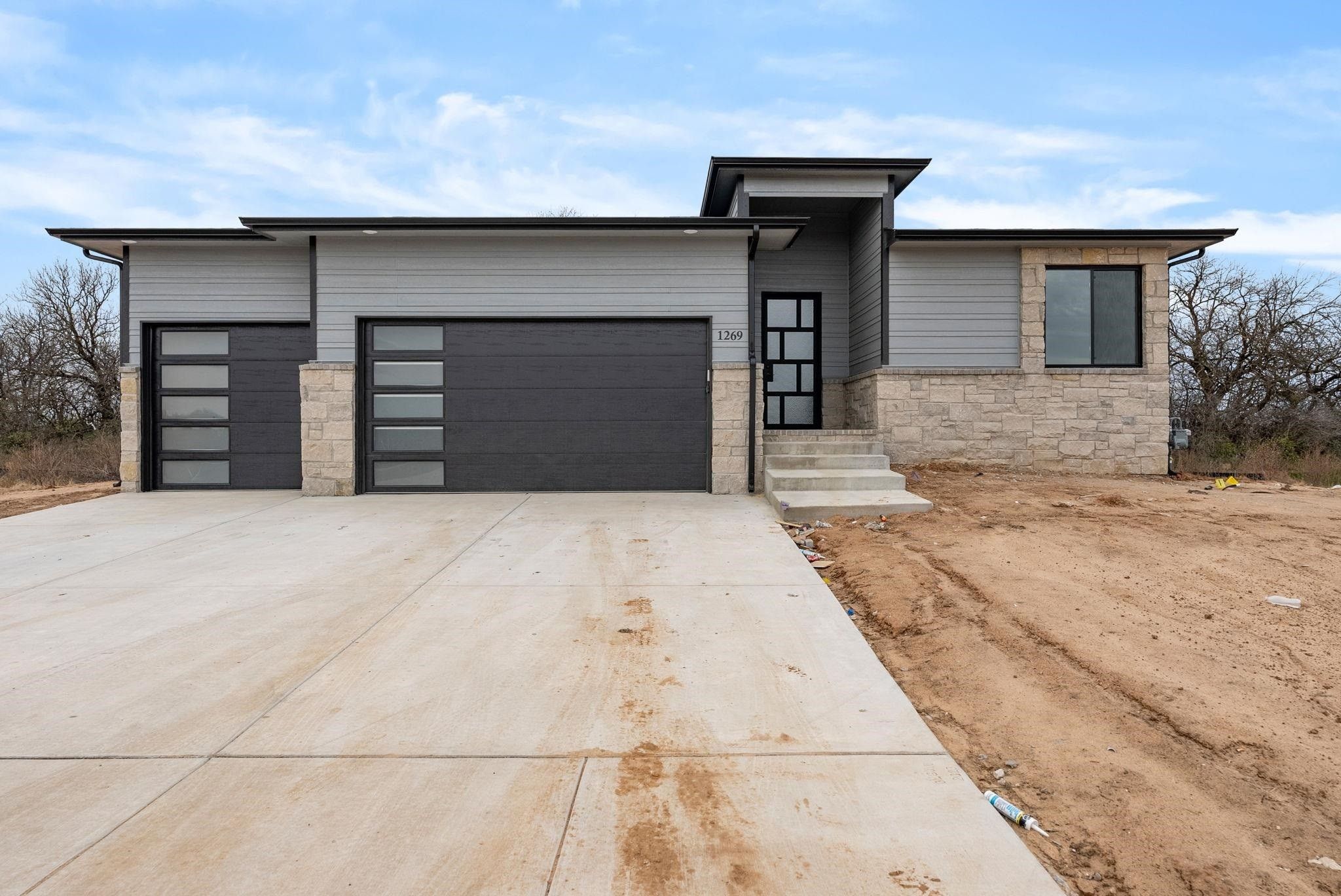 1269 S Crabtree Ln. Goddard, KS 67052