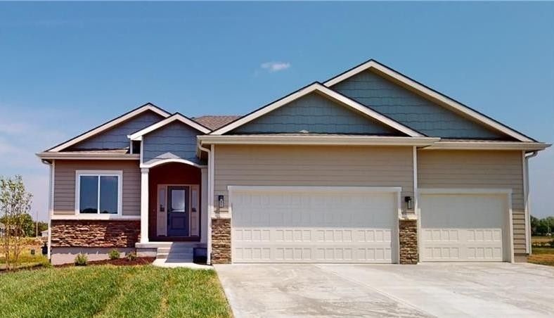 32468 W 168Th Court. Gardner, KS 66030