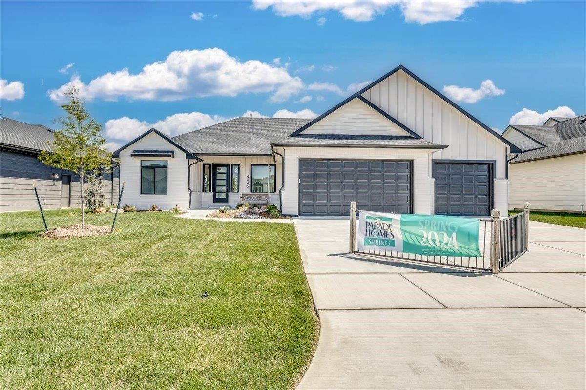 4446 N Grey Meadows. Maize, KS 67101