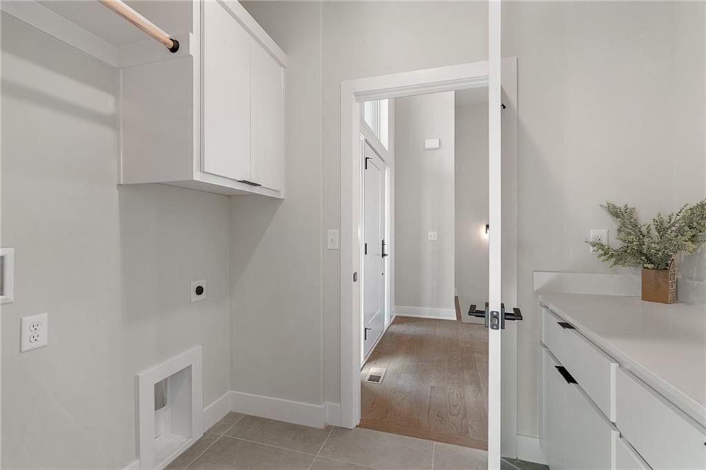 8978 Shady Bend Road. Lenexa, KS 66227