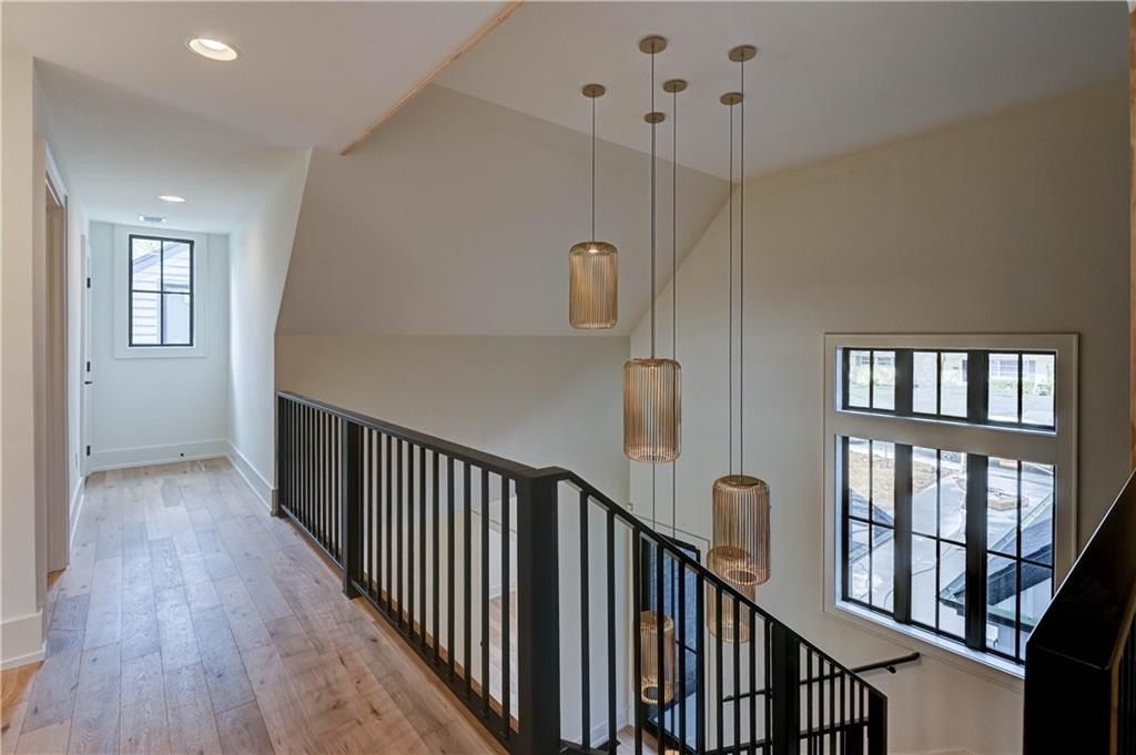 2207 W 71St Street. Prairie Village, KS 66208