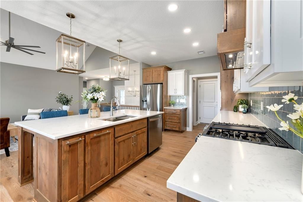 17860 Clearview Drive. Leavenworth, KS 66048