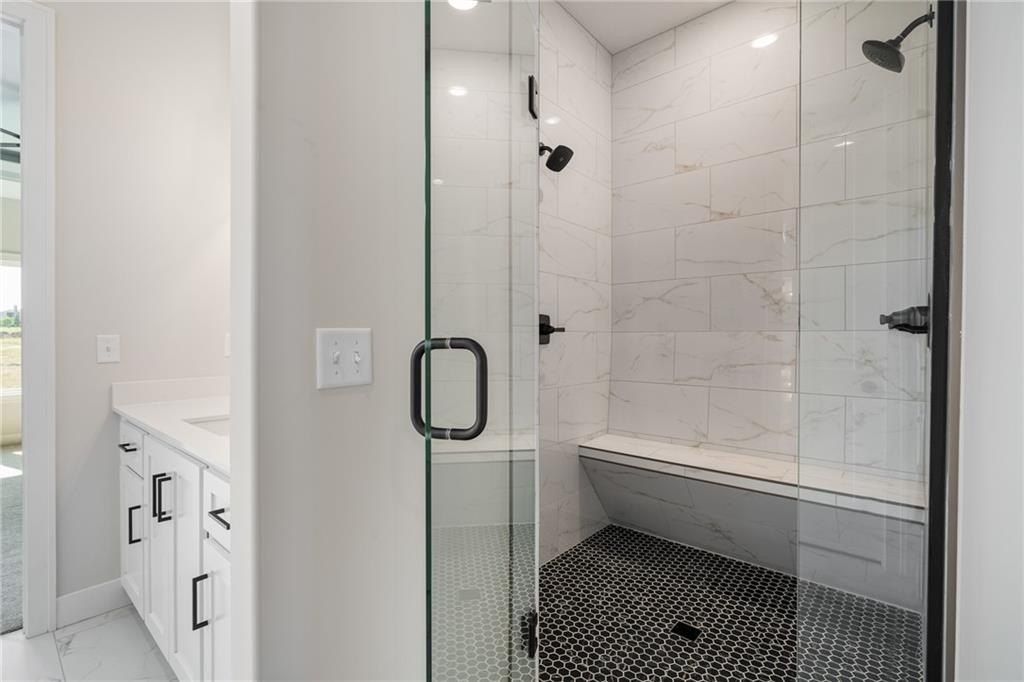 25003 W 89Th Terrace. Lenexa, KS 66227