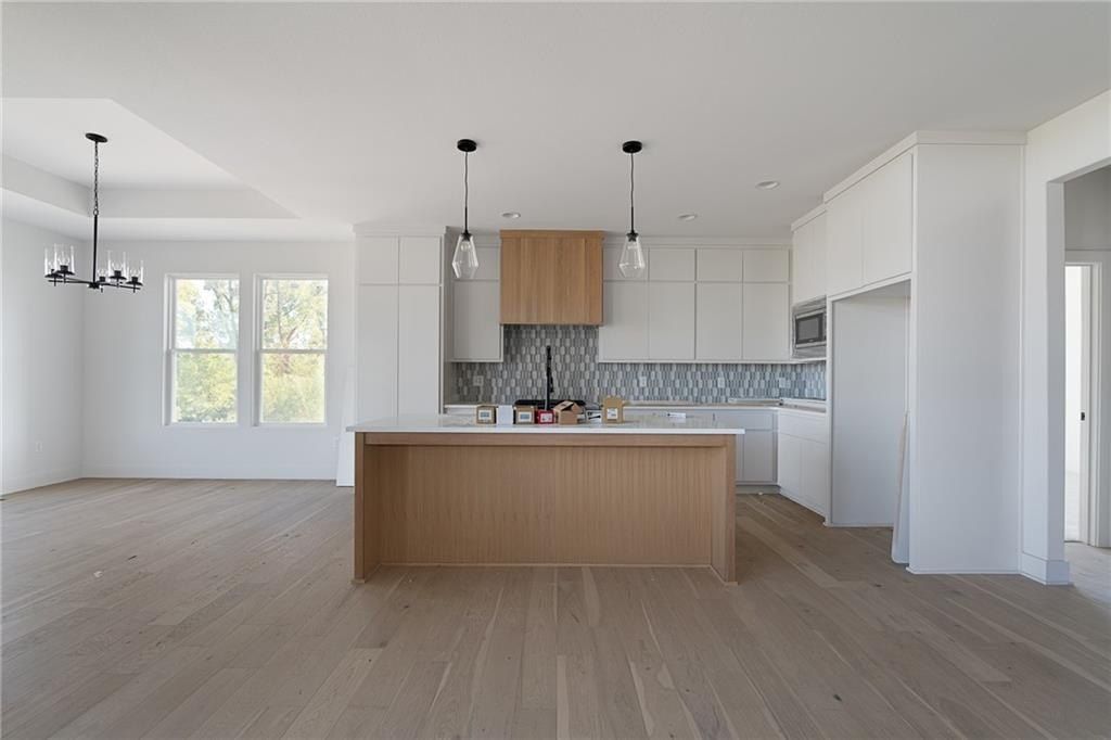 8901 Shady Bend Road. Lenexa, KS 66227