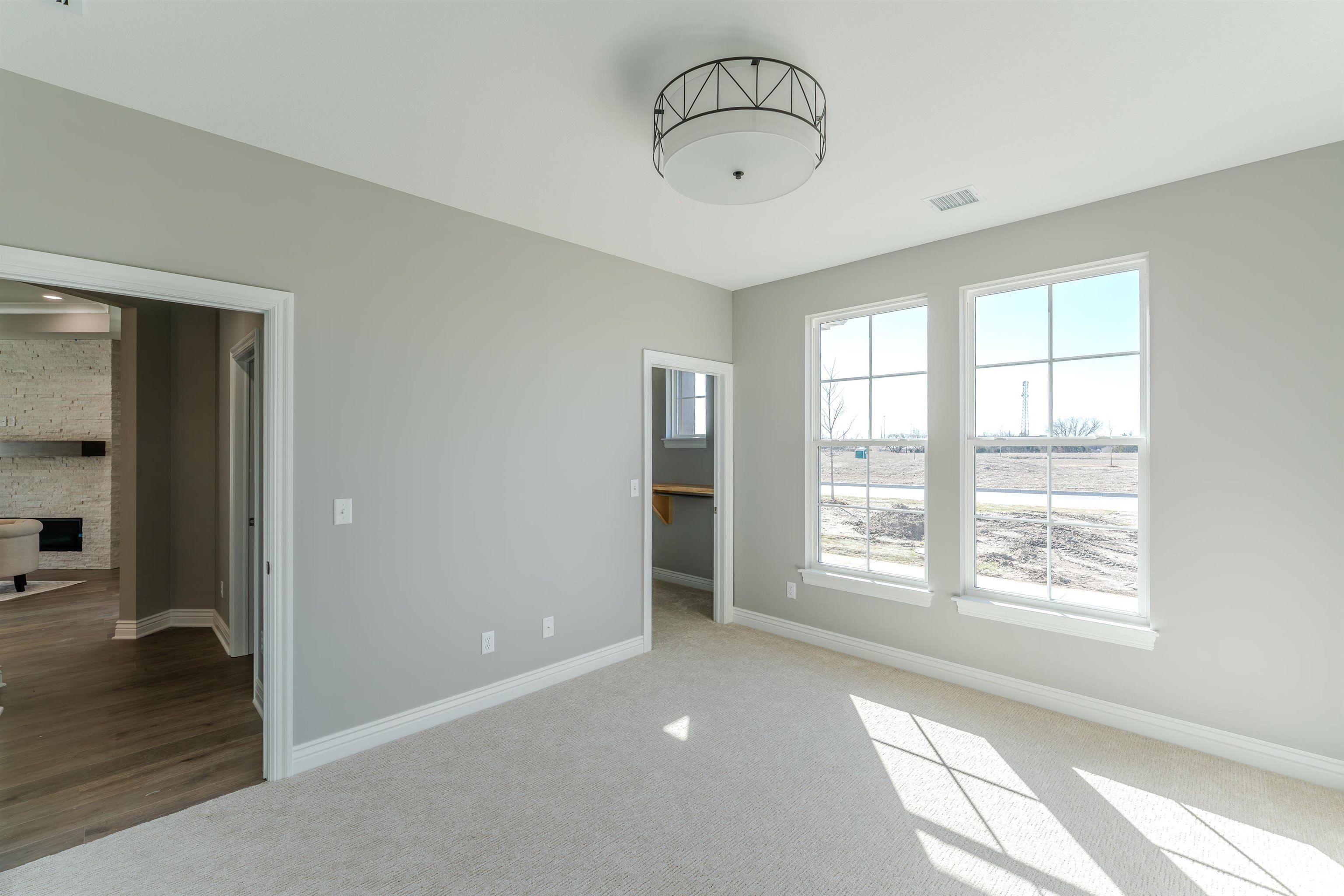 2624 W Shearwater. Wichita, KS 67204