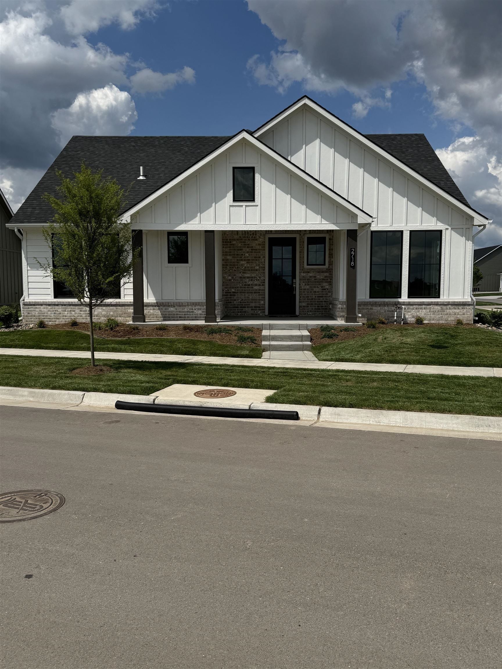 2718 W Shearwater. Wichita, KS 67204