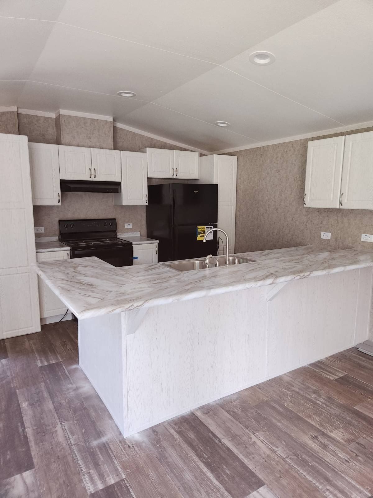 1214 Roseport Rd. Wathena, KS 66090