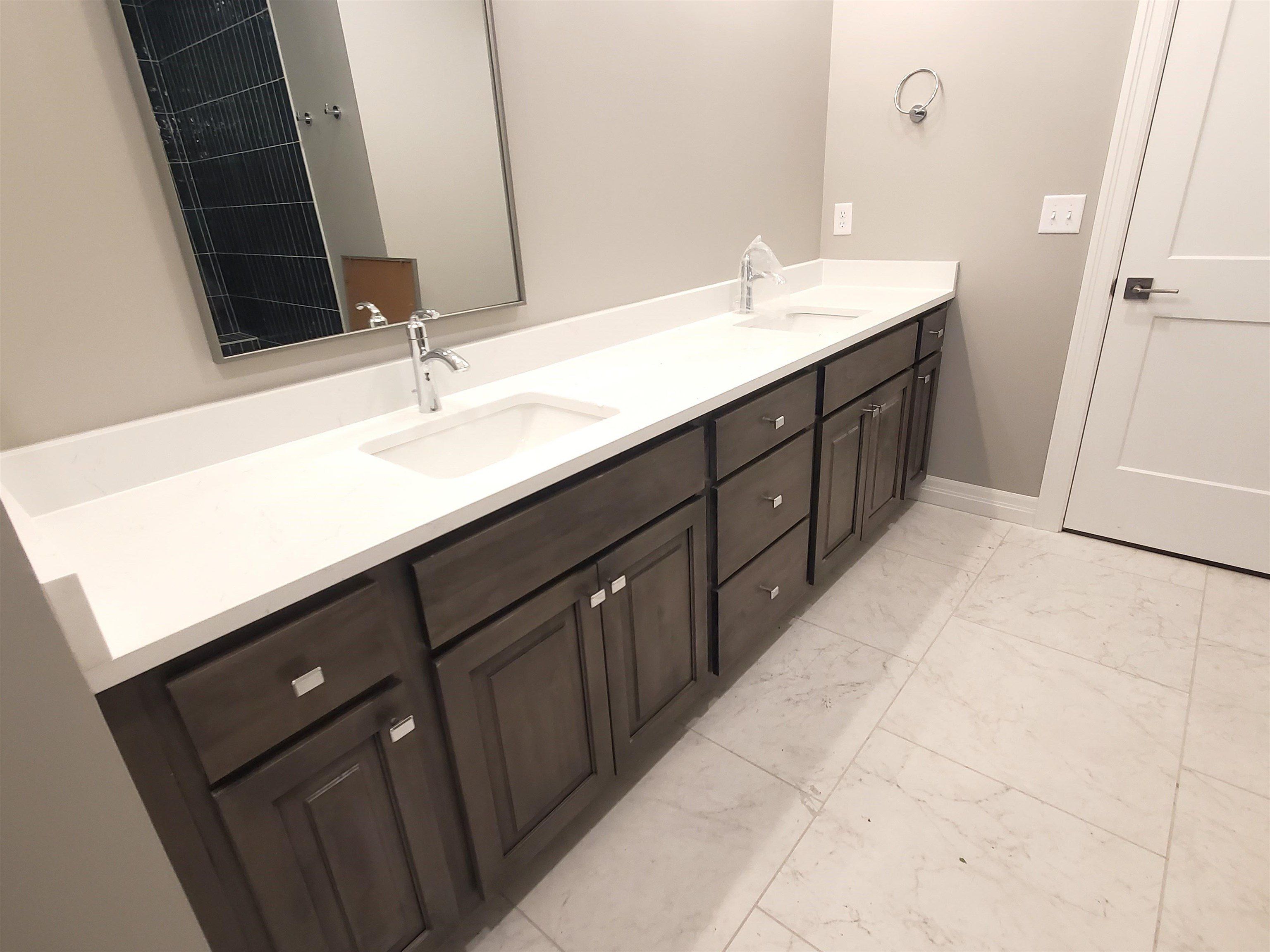 200 W Boxthorn Dr. Andover, KS 67002