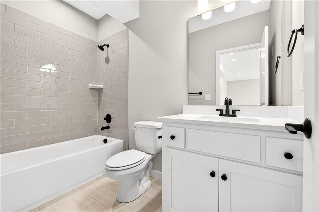 25064 W 94Th Terrace. Lenexa, KS 66227