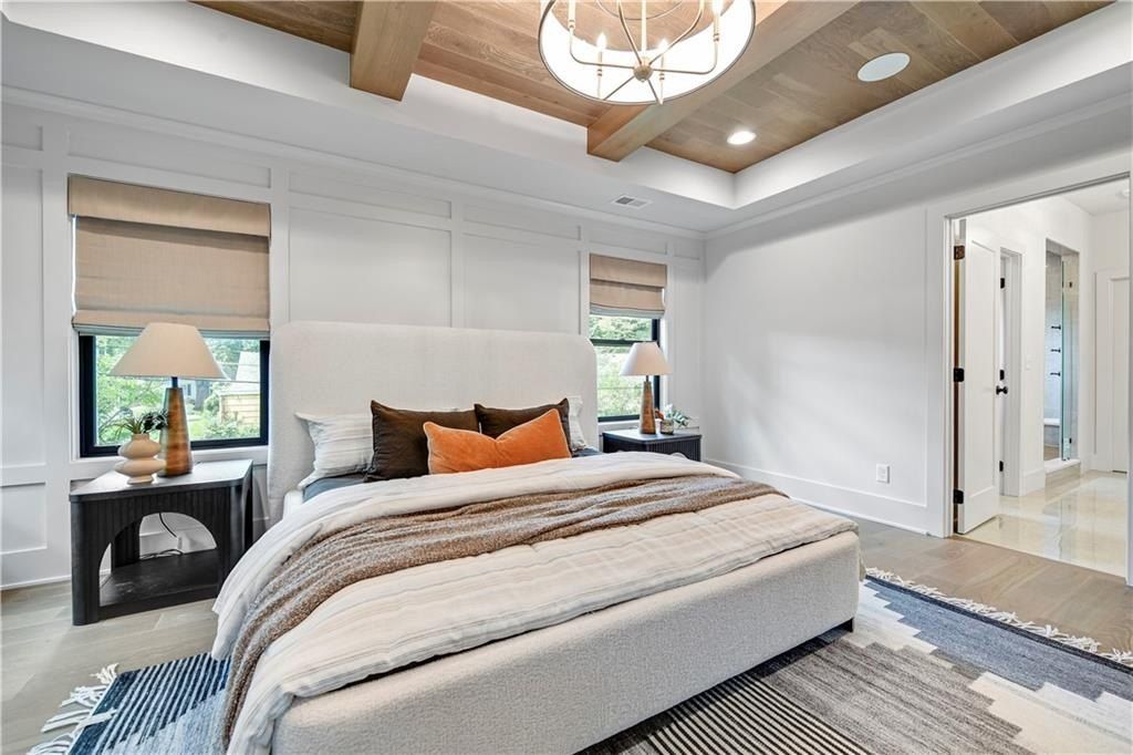 5215 W 71St Terrace. Prairie Village, KS 66208