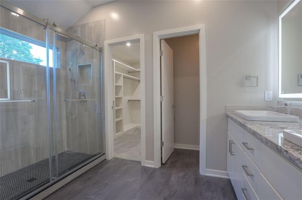 308 E Nichols Street. Spring Hill, KS 66083