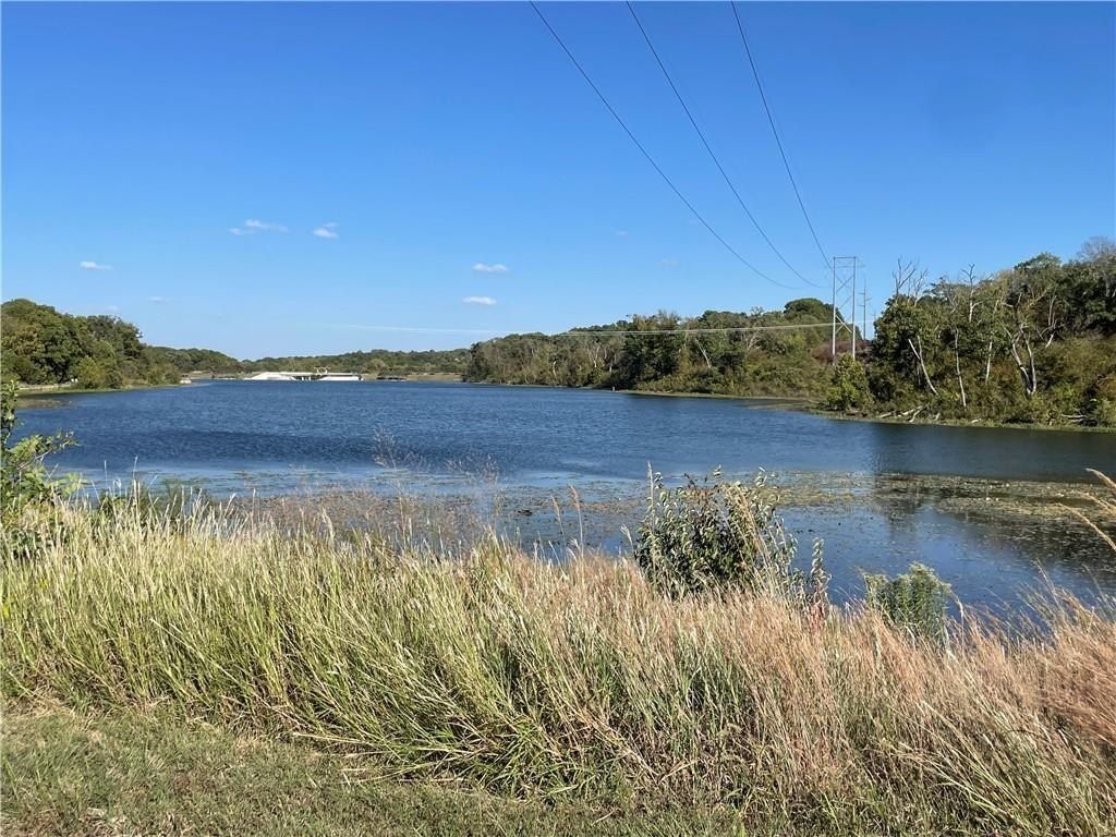 22646 W 89Th Street. Lenexa, KS 66227