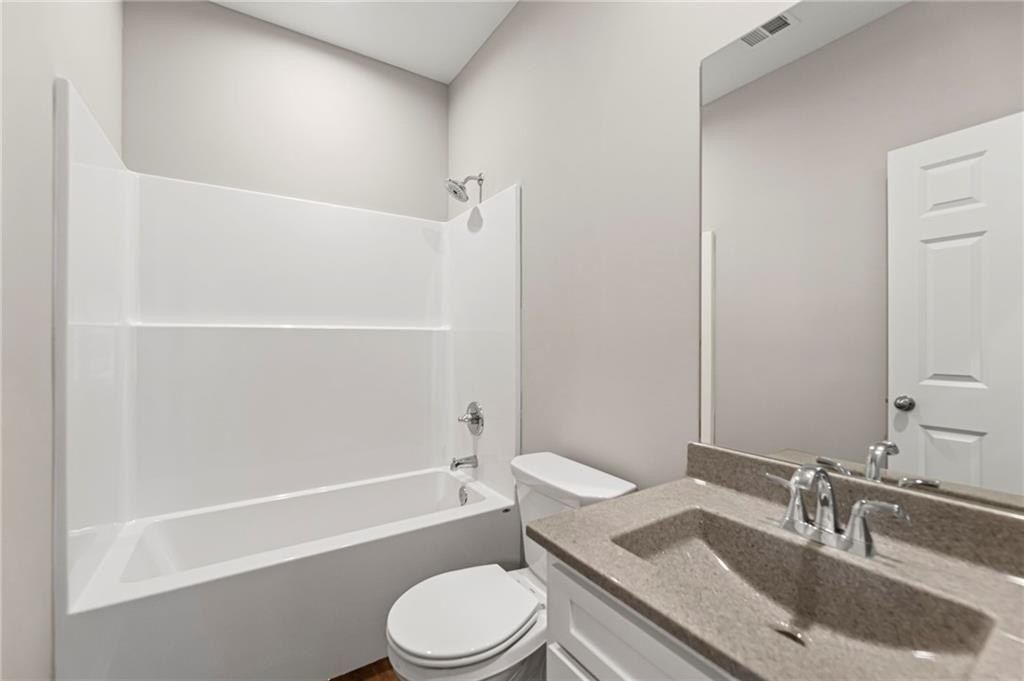 844 E 7Th Street. Ottawa, KS 66067