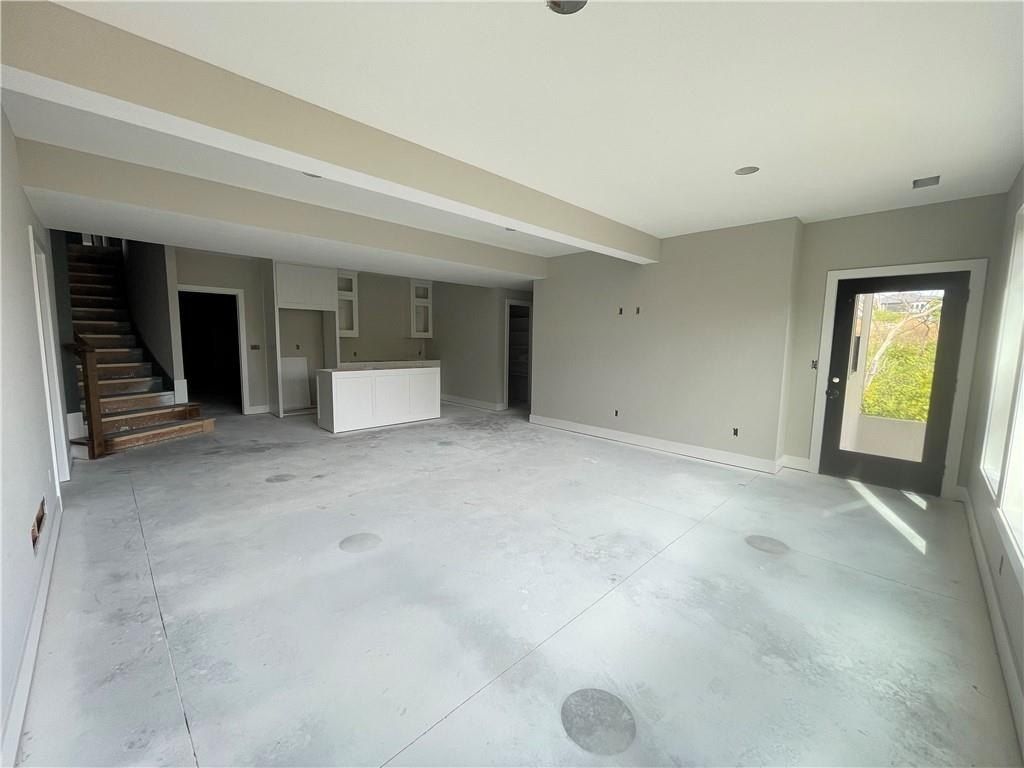 8989 Freedom Street. Lenexa, KS 66227