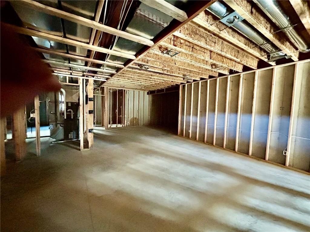 10319 W 151 Terrace. Overland Park, KS 66221