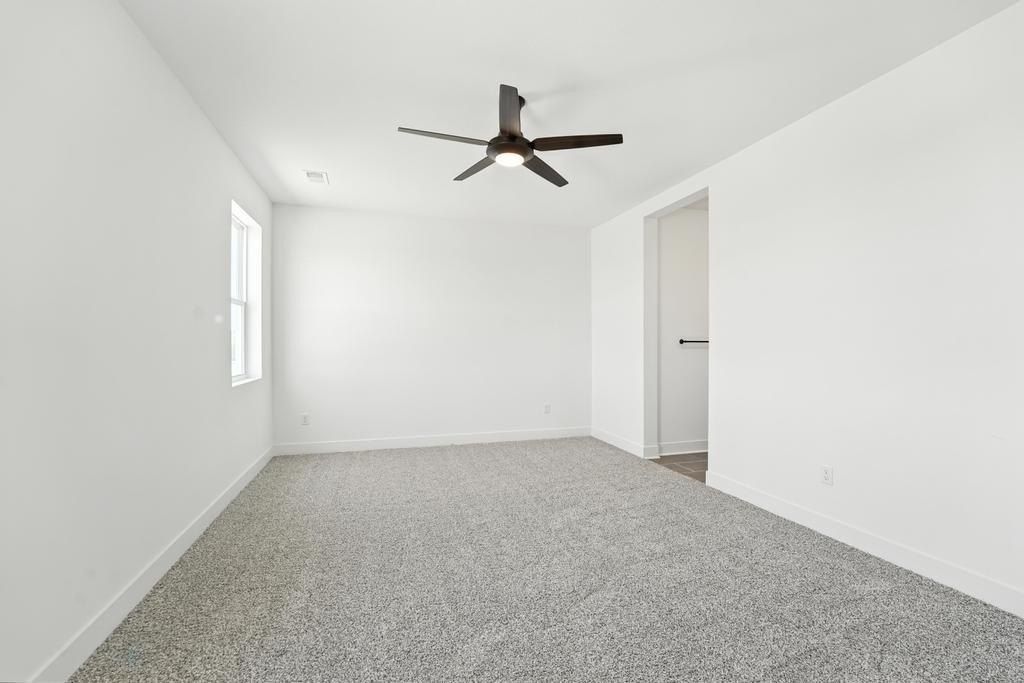 20668 Skyview Lane. Spring Hill, KS 66083