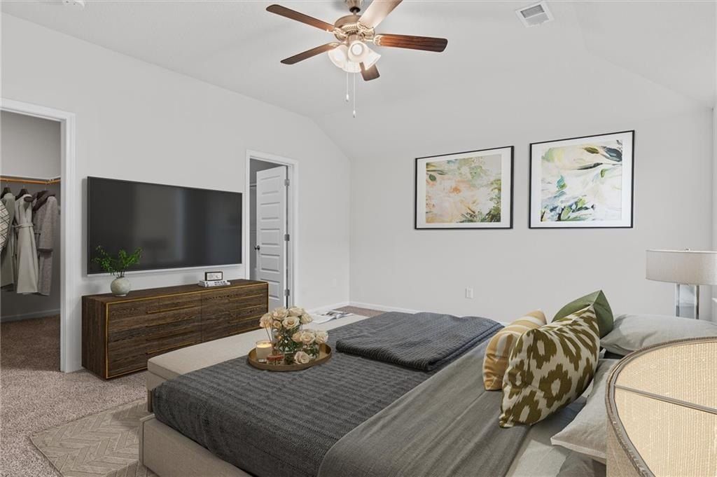 2288 Woodfield Drive. Tonganoxie, KS 66086