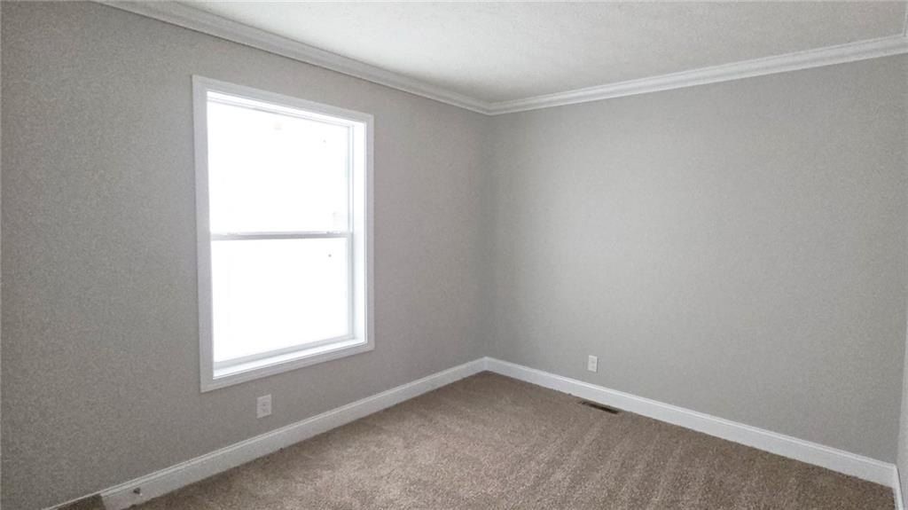 408 S Pine Street. Arma, KS 66712