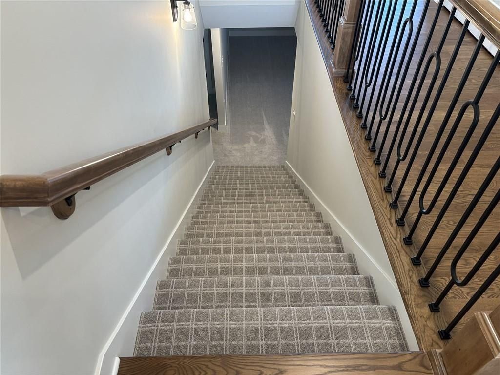 20040 W 226Th Terrace. Spring Hill, KS 66083