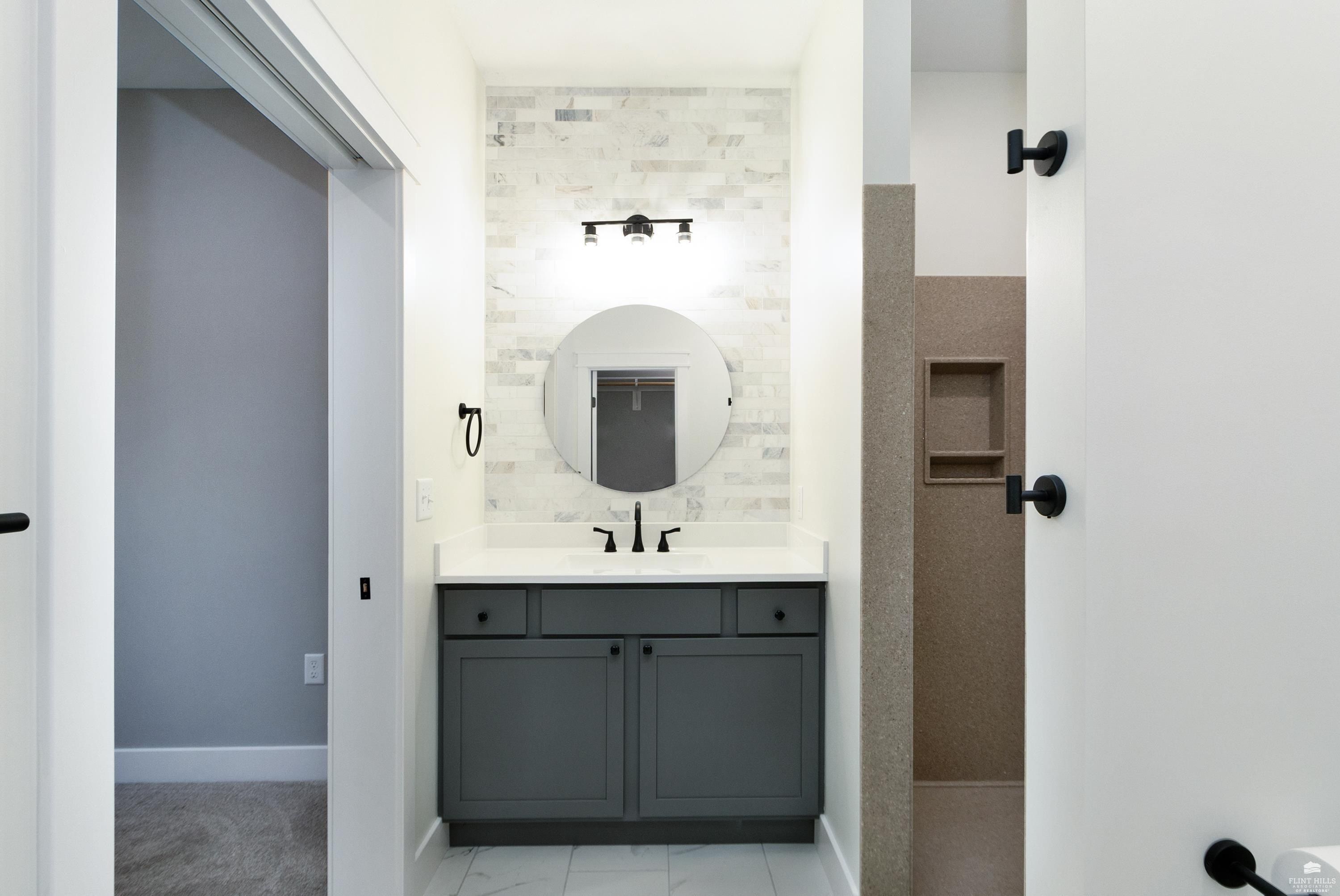 2018 Browning Avenue. Manhattan, KS 66502