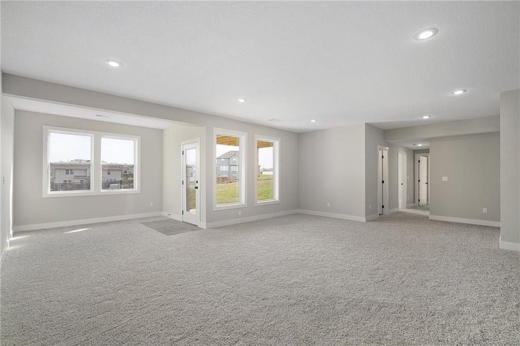 19455 W 114Th Terrace. Olathe, KS 66061