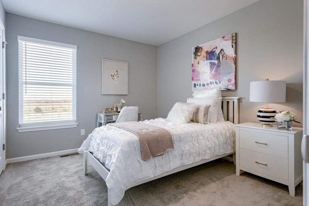 18340 W 205Th Street. Spring Hill, KS 66083