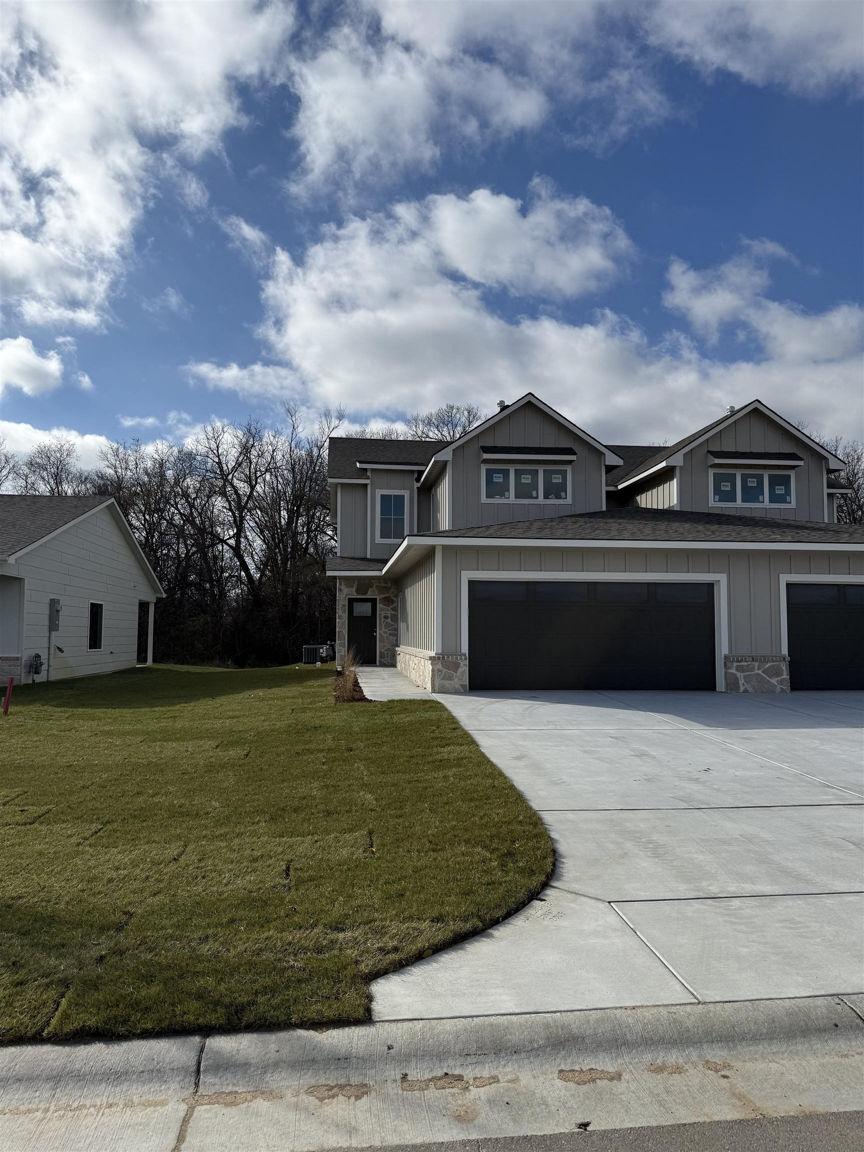 5611 N Wandering Way. Maize, KS 67101