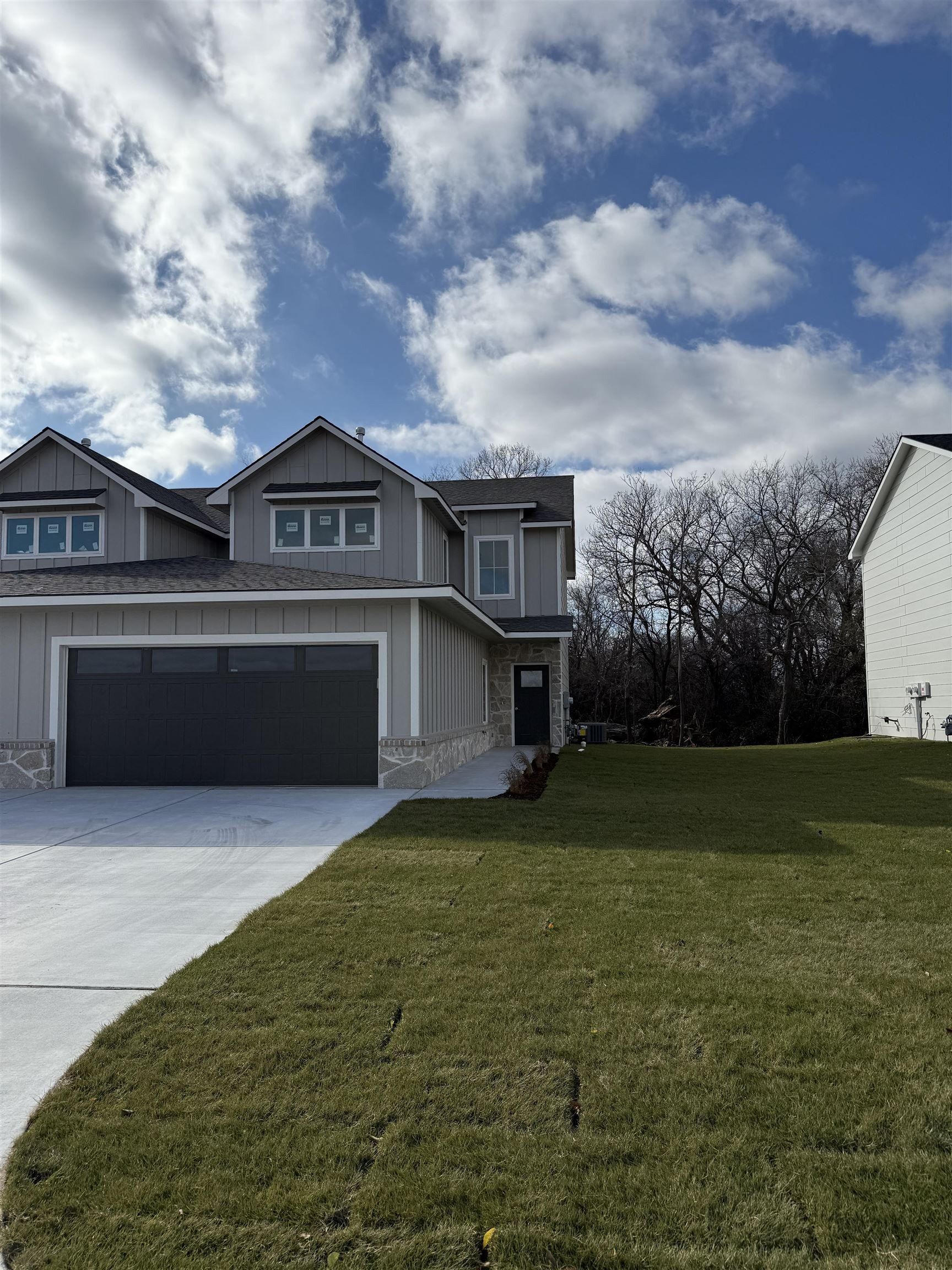 5613 N Wandering Way. Maize, KS 67101