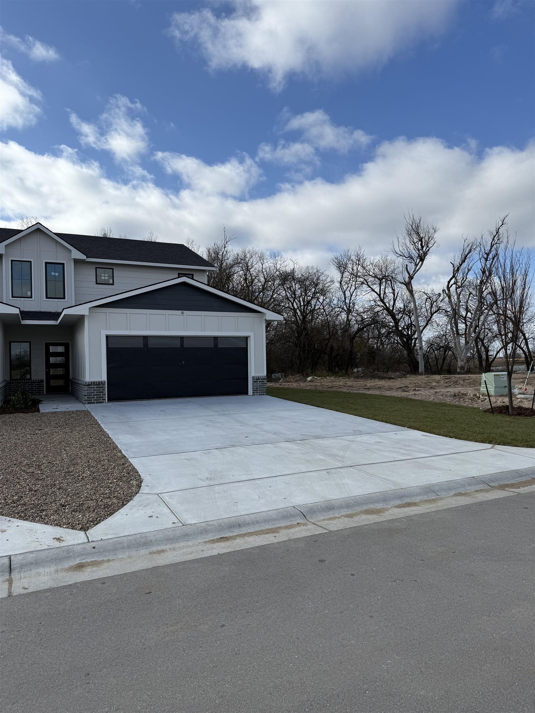 5623 N Wandering Way. Maize, KS 67101